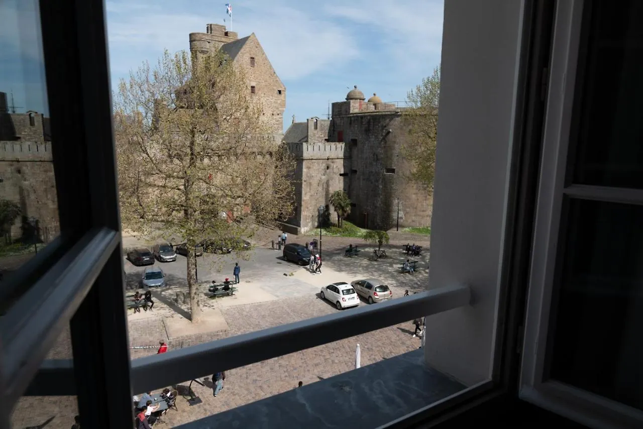 Hotel De L'Univers Saint-Malo 3*,  France