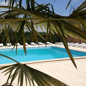 Camping D'hôtes Le Pessac ***